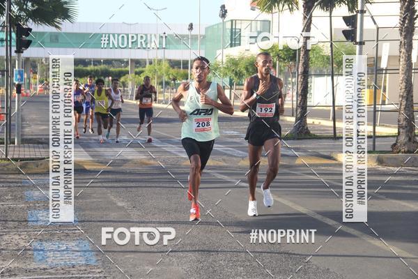 Buy your photos of the eventCORRIDA INDOR PRAIA DE VERO TERESINA SHOPPING on Fotop