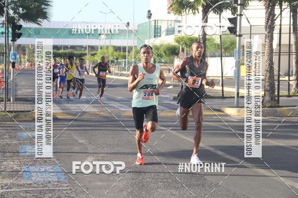 Buy your photos of the eventCORRIDA INDOR PRAIA DE VERO TERESINA SHOPPING on Fotop