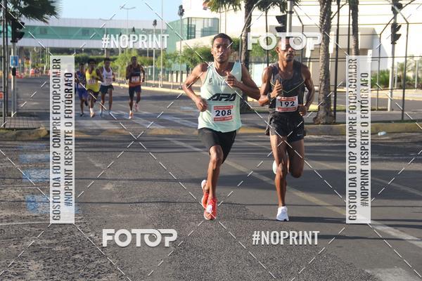 Buy your photos of the eventCORRIDA INDOR PRAIA DE VERO TERESINA SHOPPING on Fotop