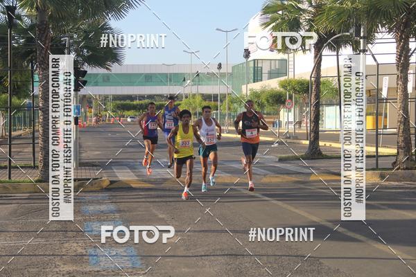 Buy your photos of the eventCORRIDA INDOR PRAIA DE VERO TERESINA SHOPPING on Fotop