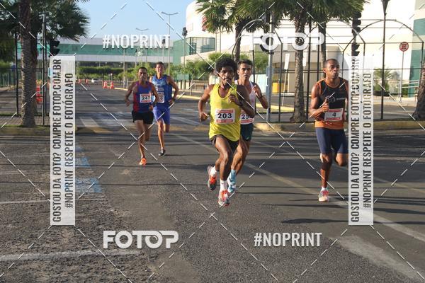 Buy your photos of the eventCORRIDA INDOR PRAIA DE VERO TERESINA SHOPPING on Fotop