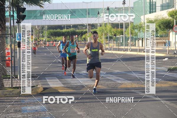 Buy your photos of the eventCORRIDA INDOR PRAIA DE VERO TERESINA SHOPPING on Fotop