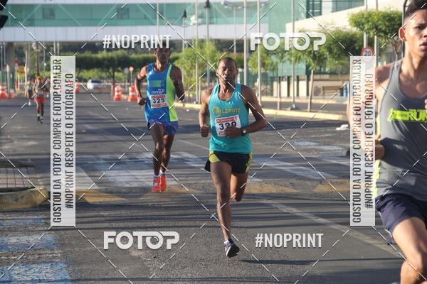 Buy your photos of the eventCORRIDA INDOR PRAIA DE VERO TERESINA SHOPPING on Fotop
