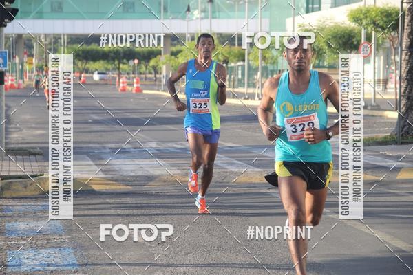 Buy your photos of the eventCORRIDA INDOR PRAIA DE VERO TERESINA SHOPPING on Fotop