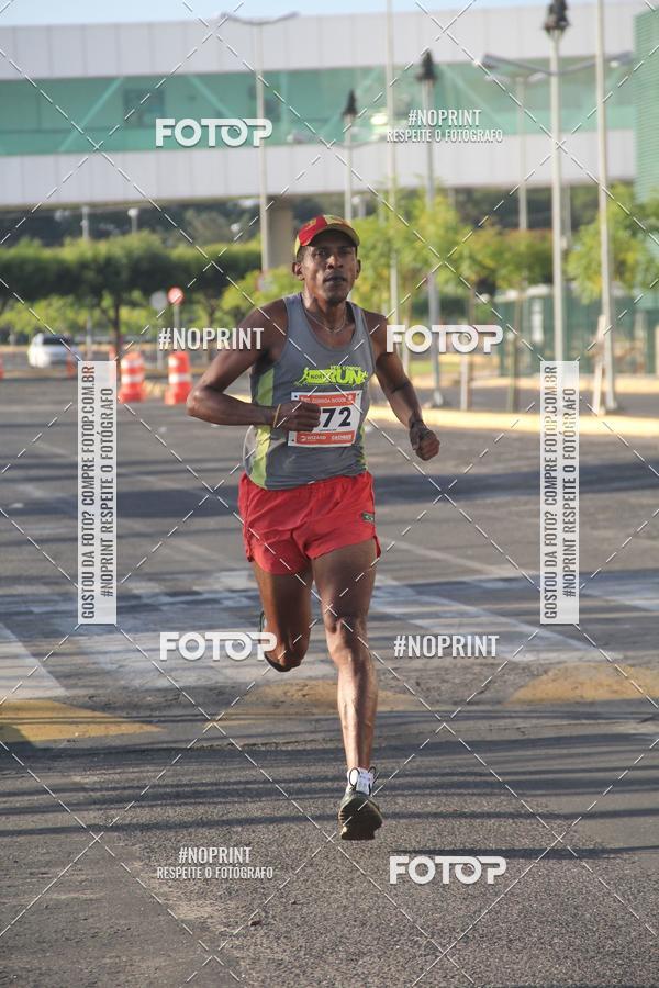 Buy your photos of the eventCORRIDA INDOR PRAIA DE VERO TERESINA SHOPPING on Fotop