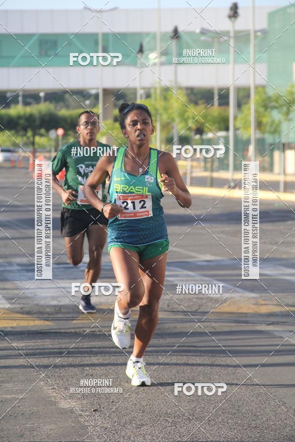 Buy your photos of the eventCORRIDA INDOR PRAIA DE VERO TERESINA SHOPPING on Fotop