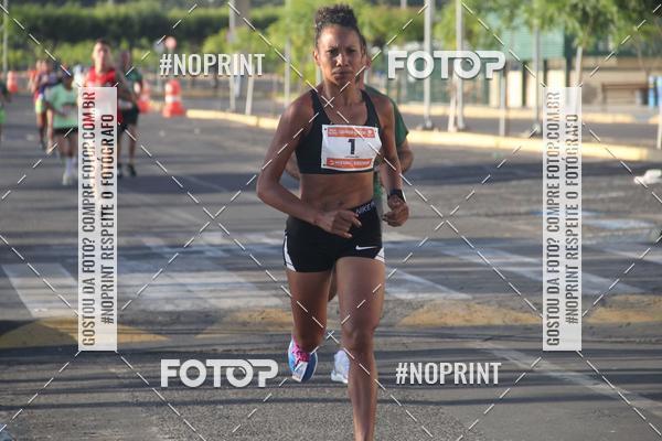 Buy your photos of the eventCORRIDA INDOR PRAIA DE VERO TERESINA SHOPPING on Fotop