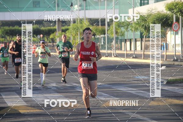 Buy your photos of the eventCORRIDA INDOR PRAIA DE VERO TERESINA SHOPPING on Fotop