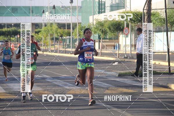 Buy your photos of the eventCORRIDA INDOR PRAIA DE VERO TERESINA SHOPPING on Fotop