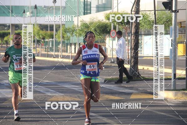 Buy your photos of the eventCORRIDA INDOR PRAIA DE VERO TERESINA SHOPPING on Fotop