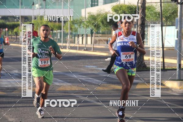 Buy your photos of the eventCORRIDA INDOR PRAIA DE VERO TERESINA SHOPPING on Fotop