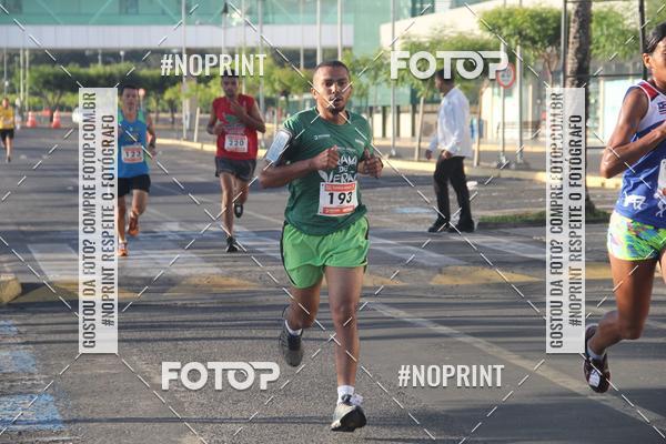 Buy your photos of the eventCORRIDA INDOR PRAIA DE VERO TERESINA SHOPPING on Fotop