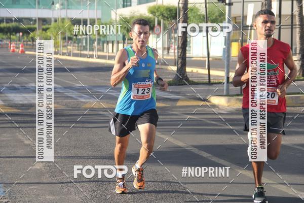 Buy your photos of the eventCORRIDA INDOR PRAIA DE VERO TERESINA SHOPPING on Fotop