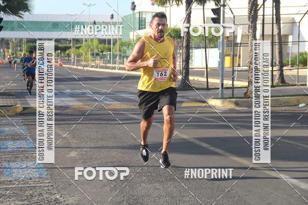 Buy your photos of the eventCORRIDA INDOR PRAIA DE VERO TERESINA SHOPPING on Fotop