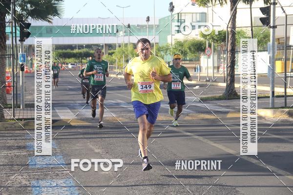 Buy your photos of the eventCORRIDA INDOR PRAIA DE VERO TERESINA SHOPPING on Fotop