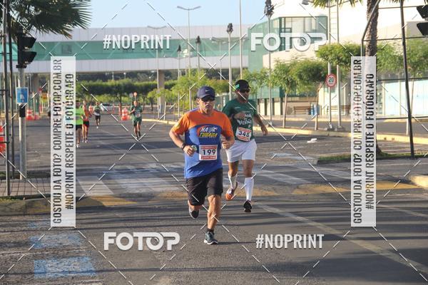 Buy your photos of the eventCORRIDA INDOR PRAIA DE VERO TERESINA SHOPPING on Fotop