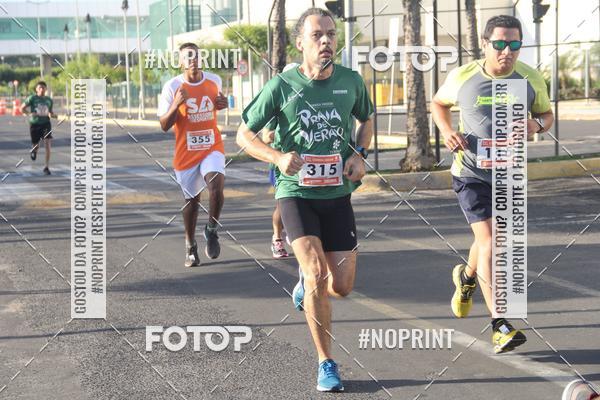 Buy your photos of the eventCORRIDA INDOR PRAIA DE VERO TERESINA SHOPPING on Fotop