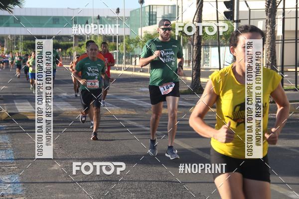 Buy your photos of the eventCORRIDA INDOR PRAIA DE VERO TERESINA SHOPPING on Fotop