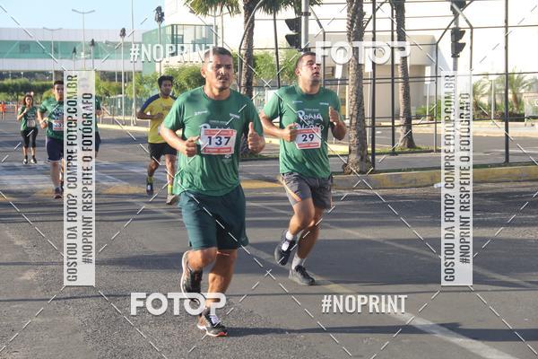 Buy your photos of the eventCORRIDA INDOR PRAIA DE VERO TERESINA SHOPPING on Fotop