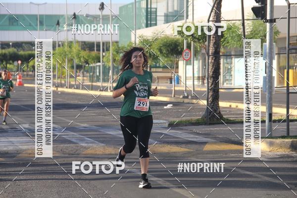 Buy your photos of the eventCORRIDA INDOR PRAIA DE VERO TERESINA SHOPPING on Fotop