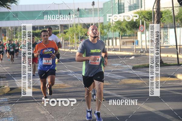 Buy your photos of the eventCORRIDA INDOR PRAIA DE VERO TERESINA SHOPPING on Fotop
