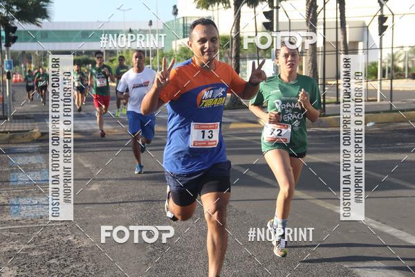 Buy your photos of the eventCORRIDA INDOR PRAIA DE VERO TERESINA SHOPPING on Fotop