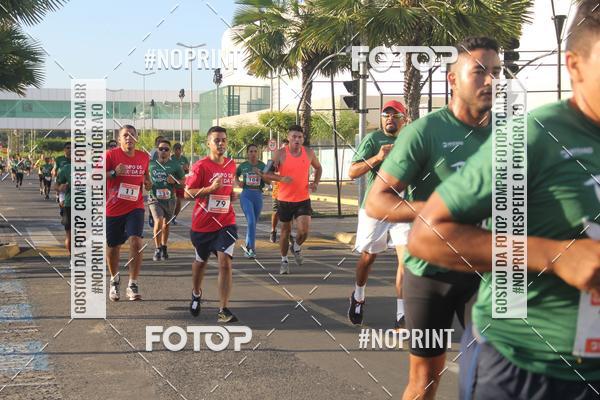 Buy your photos of the eventCORRIDA INDOR PRAIA DE VERO TERESINA SHOPPING on Fotop