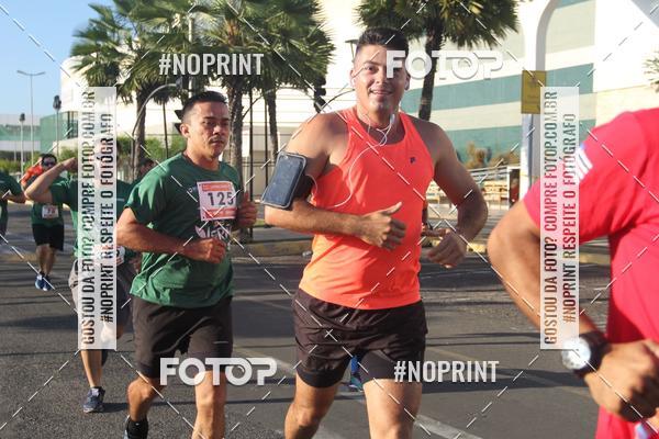 Buy your photos of the eventCORRIDA INDOR PRAIA DE VERO TERESINA SHOPPING on Fotop