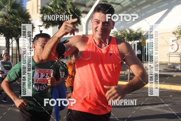 Buy your photos of the eventCORRIDA INDOR PRAIA DE VERO TERESINA SHOPPING on Fotop