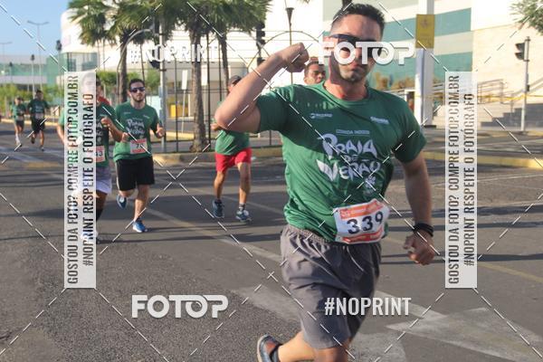 Buy your photos of the eventCORRIDA INDOR PRAIA DE VERO TERESINA SHOPPING on Fotop