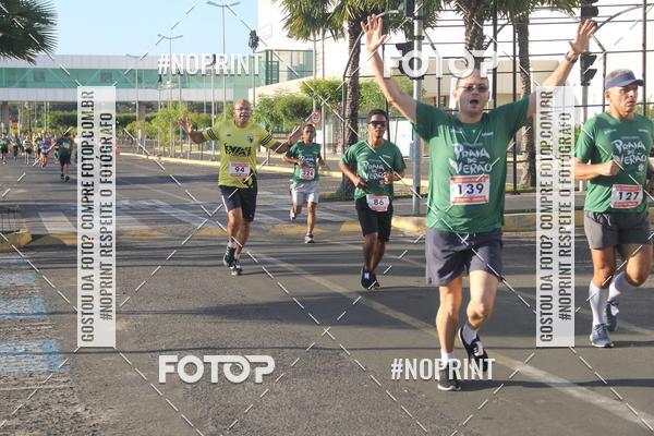 Buy your photos of the eventCORRIDA INDOR PRAIA DE VERO TERESINA SHOPPING on Fotop