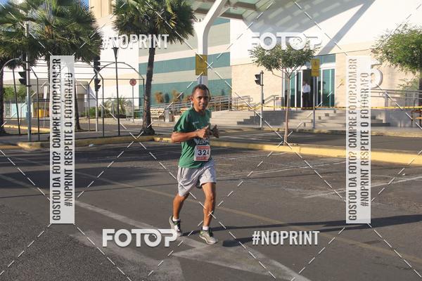 Buy your photos of the eventCORRIDA INDOR PRAIA DE VERO TERESINA SHOPPING on Fotop