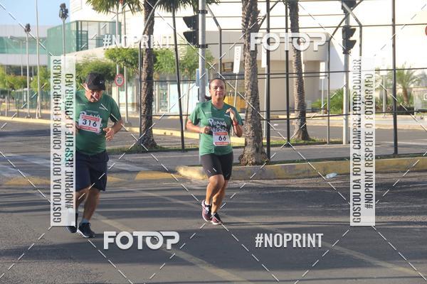 Buy your photos of the eventCORRIDA INDOR PRAIA DE VERO TERESINA SHOPPING on Fotop
