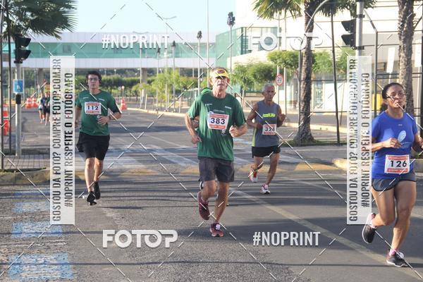 Buy your photos of the eventCORRIDA INDOR PRAIA DE VERO TERESINA SHOPPING on Fotop
