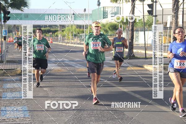 Buy your photos of the eventCORRIDA INDOR PRAIA DE VERO TERESINA SHOPPING on Fotop
