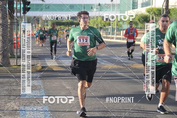 Buy your photos of the eventCORRIDA INDOR PRAIA DE VERO TERESINA SHOPPING on Fotop