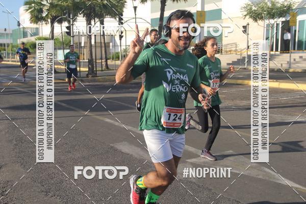 Buy your photos of the eventCORRIDA INDOR PRAIA DE VERO TERESINA SHOPPING on Fotop