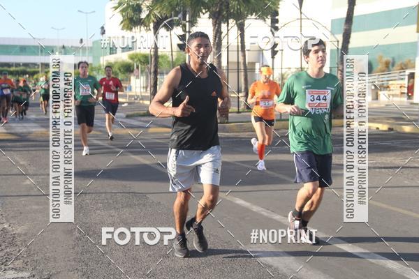 Buy your photos of the eventCORRIDA INDOR PRAIA DE VERO TERESINA SHOPPING on Fotop