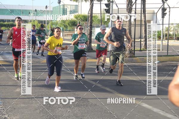 Buy your photos of the eventCORRIDA INDOR PRAIA DE VERO TERESINA SHOPPING on Fotop