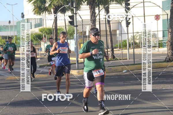 Buy your photos of the eventCORRIDA INDOR PRAIA DE VERO TERESINA SHOPPING on Fotop