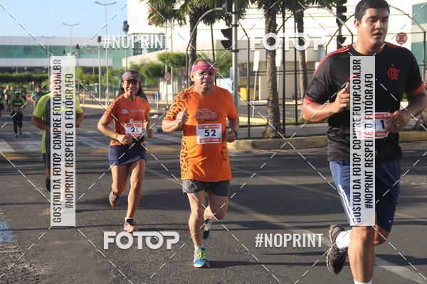 Buy your photos of the eventCORRIDA INDOR PRAIA DE VERO TERESINA SHOPPING on Fotop