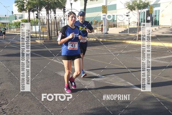 Buy your photos of the eventCORRIDA INDOR PRAIA DE VERO TERESINA SHOPPING on Fotop