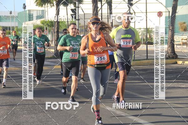 Buy your photos of the eventCORRIDA INDOR PRAIA DE VERO TERESINA SHOPPING on Fotop