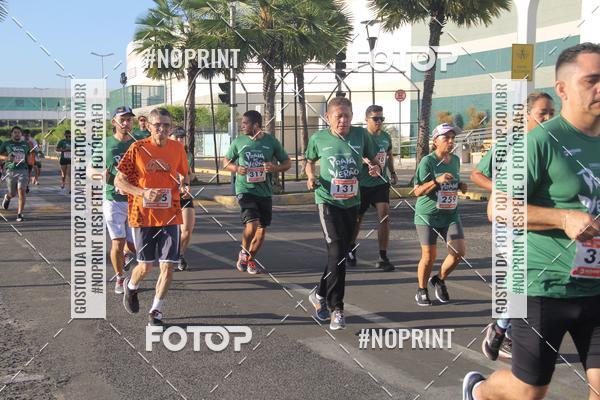 Buy your photos of the eventCORRIDA INDOR PRAIA DE VERO TERESINA SHOPPING on Fotop