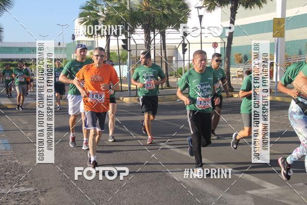 Buy your photos of the eventCORRIDA INDOR PRAIA DE VERO TERESINA SHOPPING on Fotop