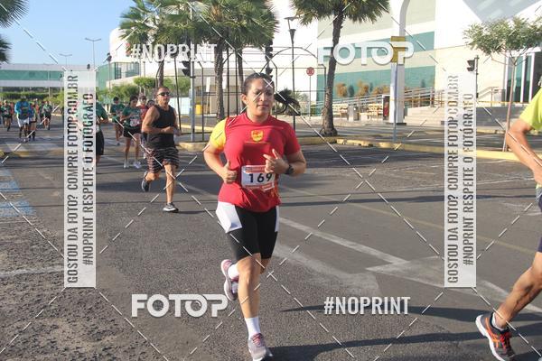Buy your photos of the eventCORRIDA INDOR PRAIA DE VERO TERESINA SHOPPING on Fotop