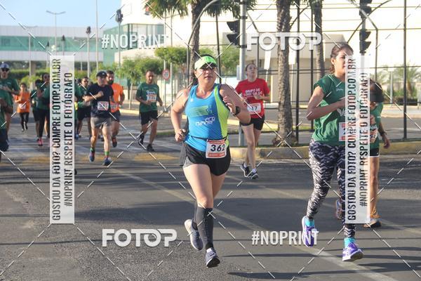 Buy your photos of the eventCORRIDA INDOR PRAIA DE VERO TERESINA SHOPPING on Fotop