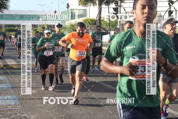 Buy your photos of the eventCORRIDA INDOR PRAIA DE VERO TERESINA SHOPPING on Fotop