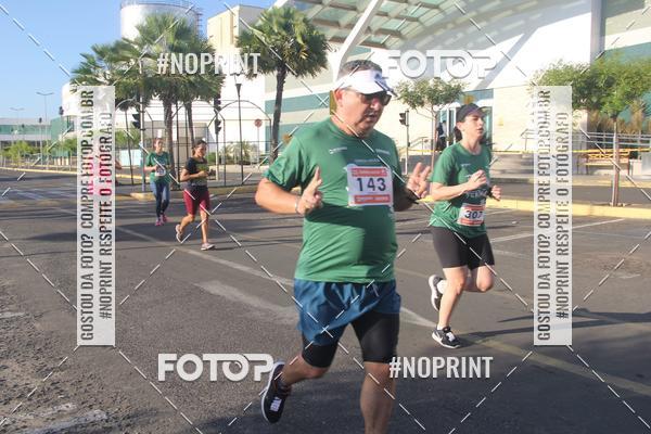 Buy your photos of the eventCORRIDA INDOR PRAIA DE VERO TERESINA SHOPPING on Fotop
