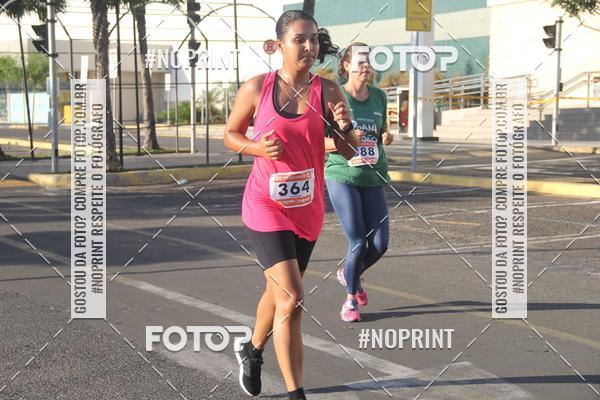 Buy your photos of the eventCORRIDA INDOR PRAIA DE VERO TERESINA SHOPPING on Fotop